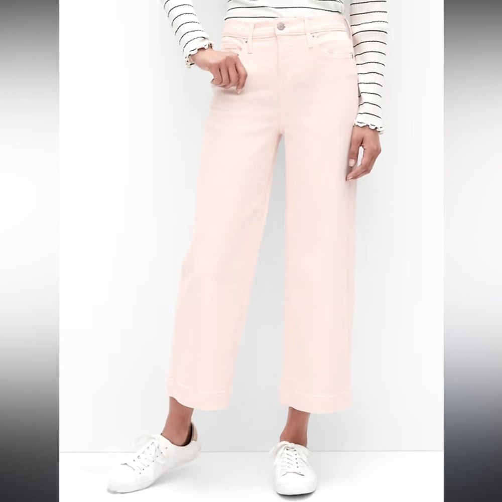Banana Republic Wide Leg Jeans in Light Pink